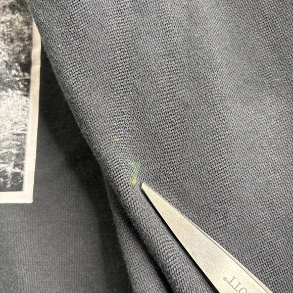 Levi's Graphic Hoodie Men's Medium Black Casual Long Sleeve - Picture 7 of 7